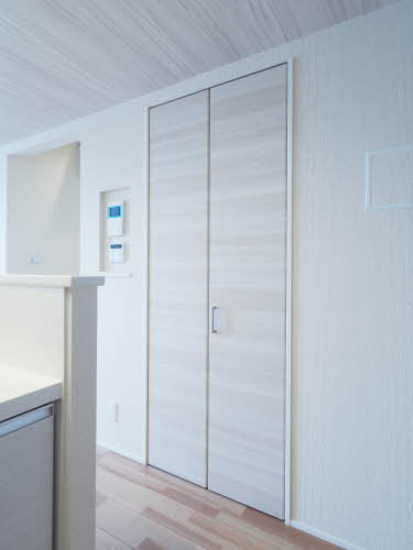 収納　写真は同物件別部屋です。
