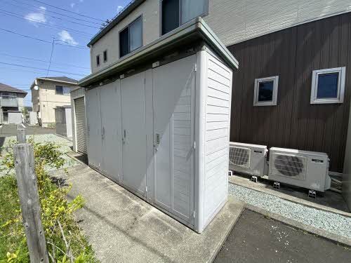 建物外観　ストッカー