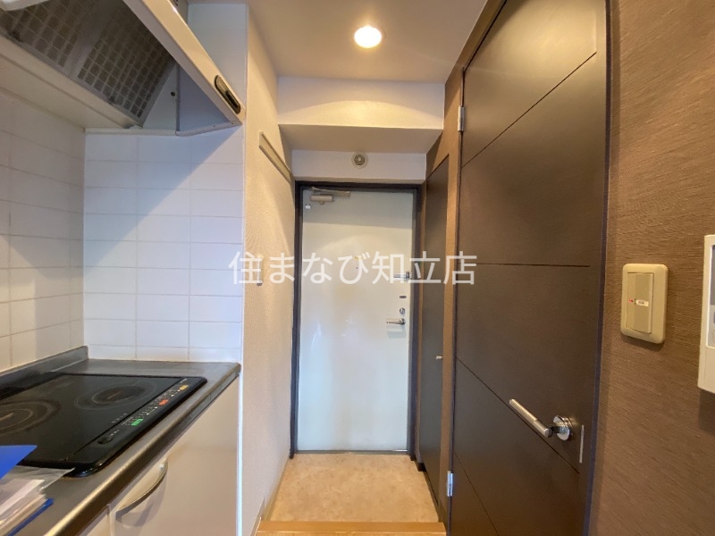 玄関　同型別部屋写真