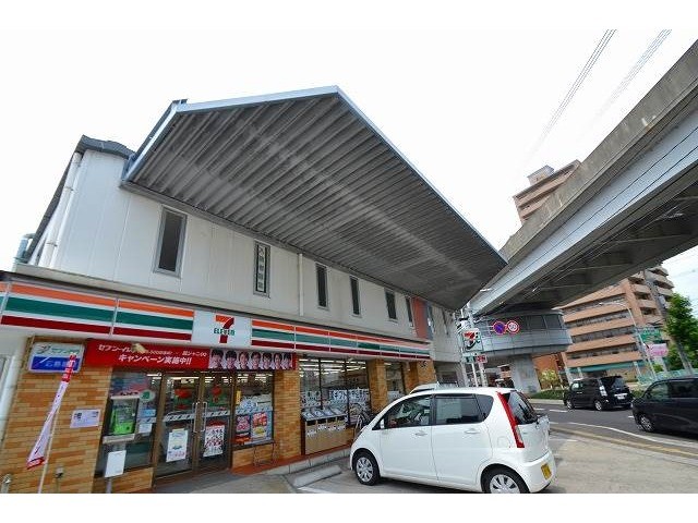 コンビニ　セブンイレブン　古市２丁目店（コンビニ）まで588m