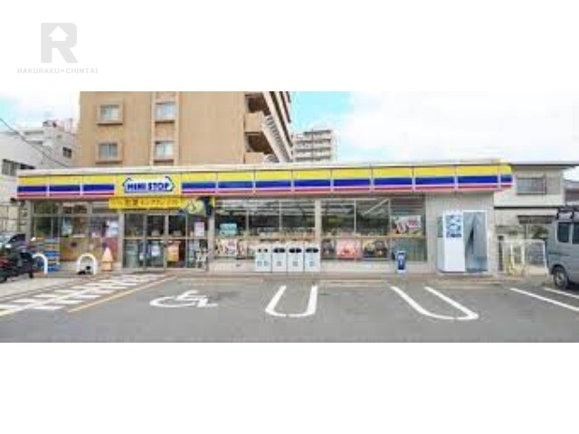 コンビニ　ミニストップ吹田南金田店（コンビニ）まで594m