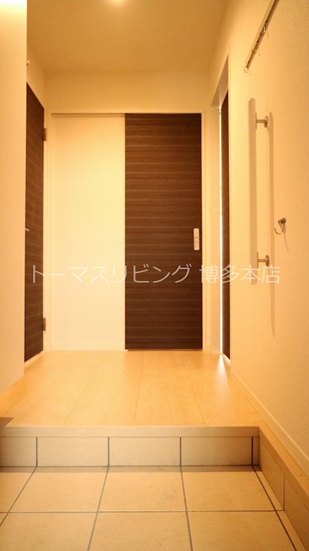 玄関　別号室の参考写真です