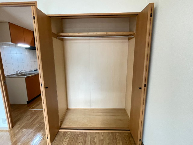 収納　同一物件内の別の部屋の写真