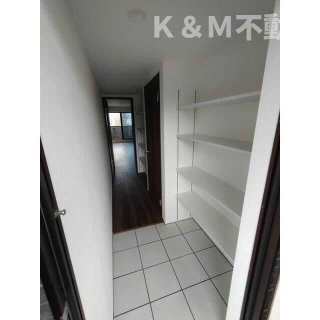 玄関　落ち着いた玄関です