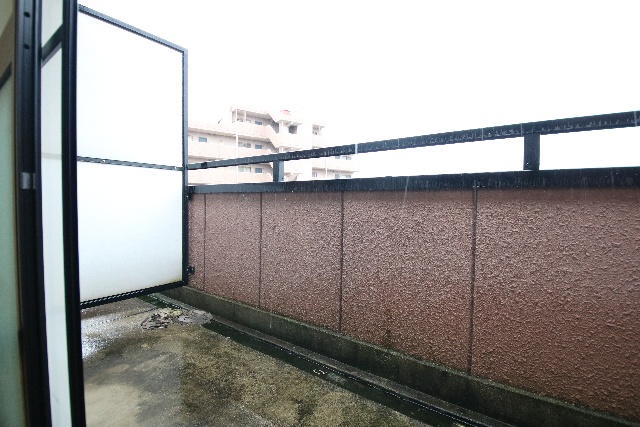 バルコニー　※別室の参考写真です。