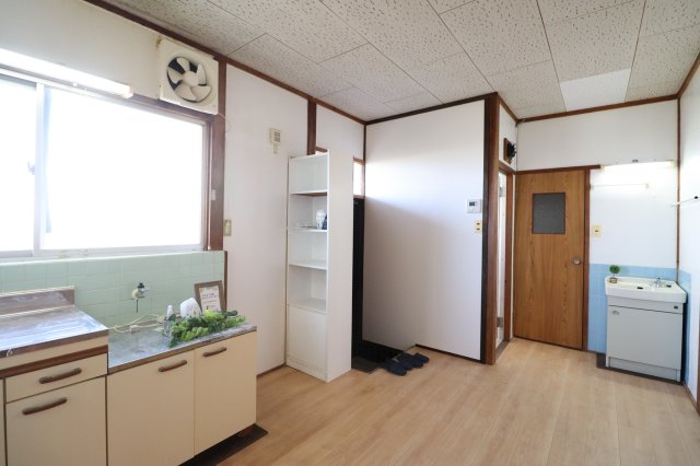 居室・リビング　別部屋の写真です。