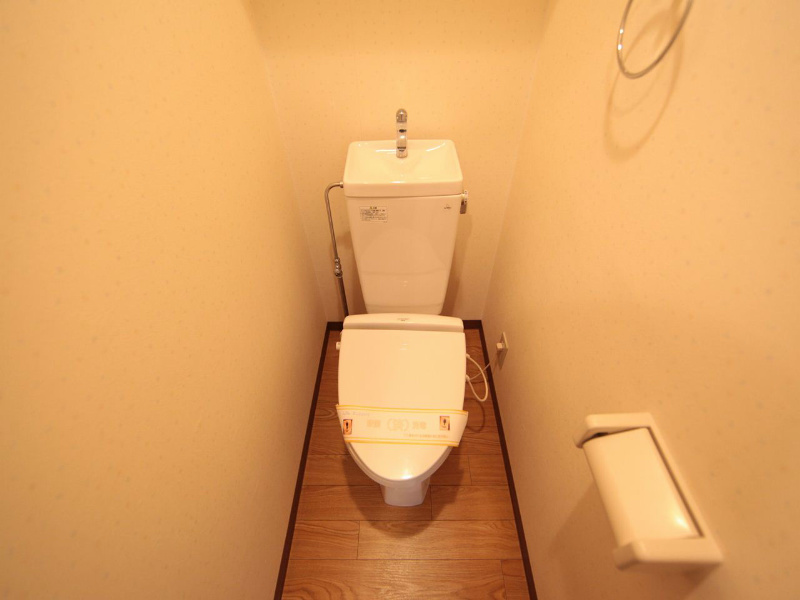 トイレ　暖房便座付トイレ（お風呂トイレ別）