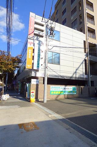 郵便局　東成玉津郵便局（郵便局）まで384m