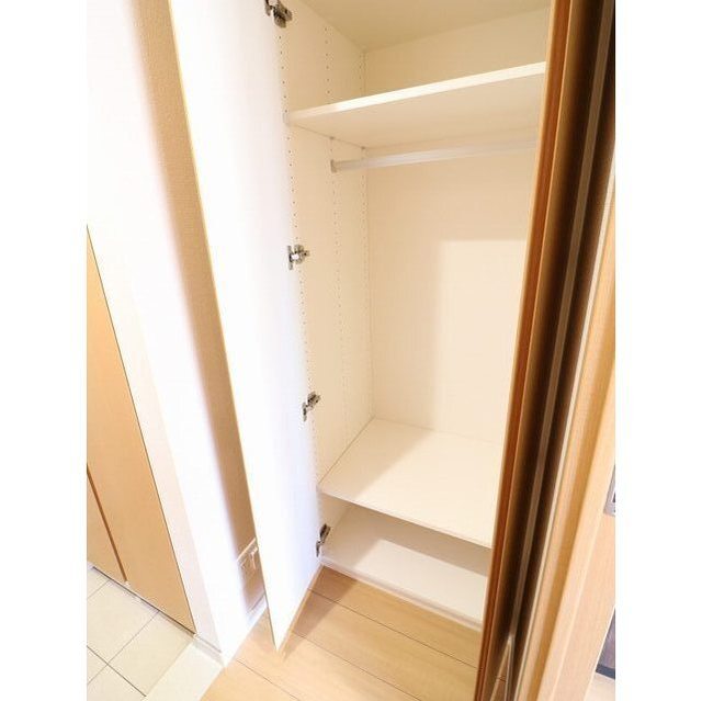 収納　収納スペース付き