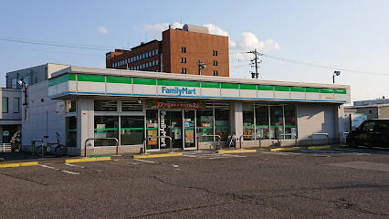 コンビニ　セブンイレブン金沢神田２丁目店（コンビニ）まで889m