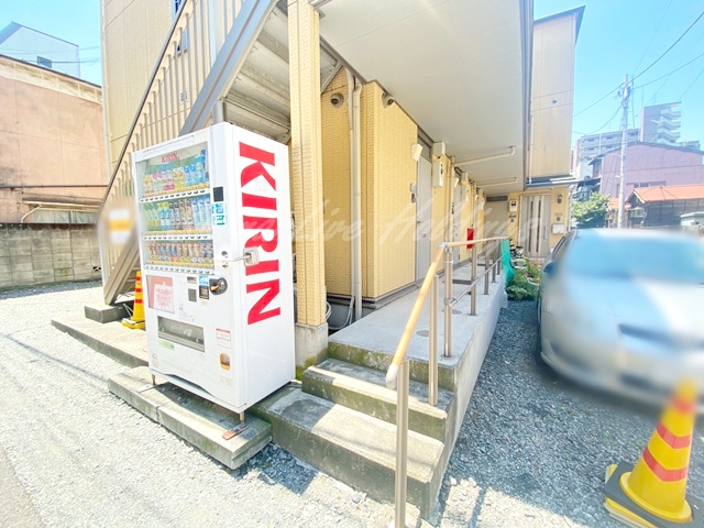 エントランス　広々としたエントランス♪