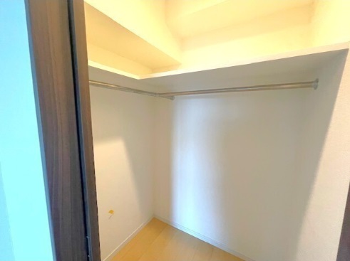 収納　洋室収納　ウォークインクローゼット
