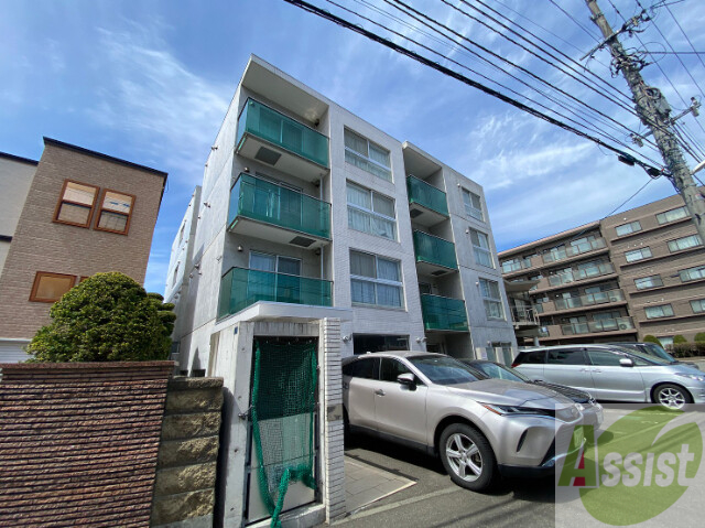 建物外観　札幌市中央区宮の森３条「カサヴェルデ宮の森」
