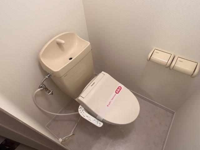 トイレ　シャワー付トイレ