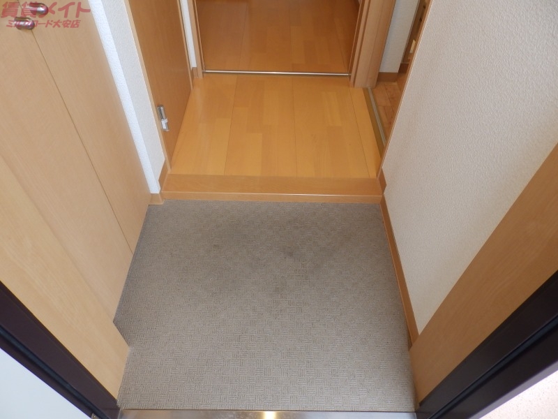 玄関　同型参考写真