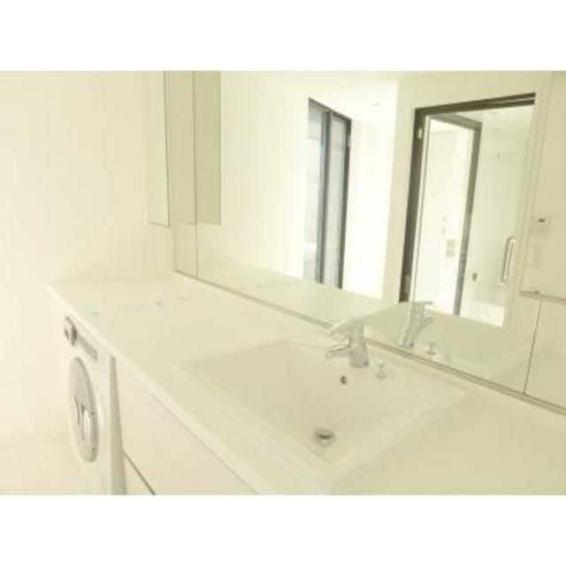 洗面設備　写真は同タイプ住居です
