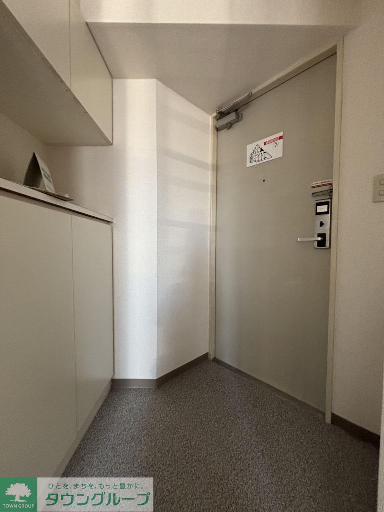 玄関　設備