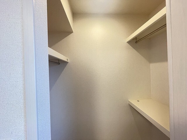 収納　写真は同タイプのお部屋です