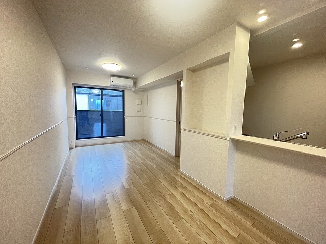 居室・リビング　写真は同タイプのお部屋です