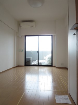 居室・リビング　※別部屋参考写真