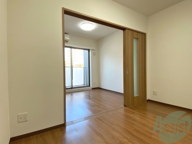 その他部屋・スペース　こちらが寝室です。広々としていてぐっすり眠れそうです。