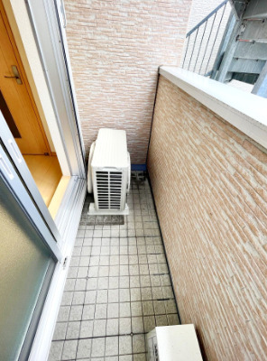 バルコニー　同建物別部屋参考