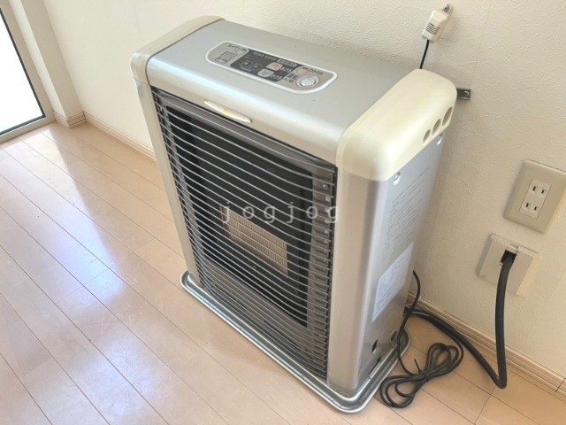 その他設備　冬はあったか灯油ストーブ★