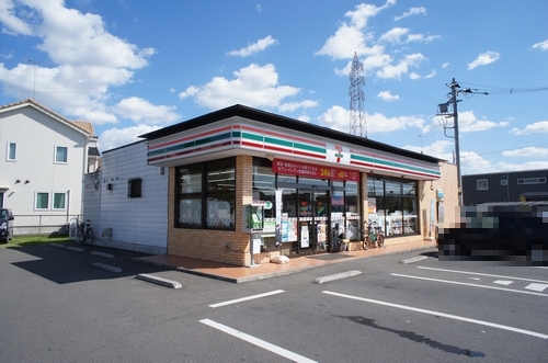 コンビニ　セブンイレブン小山土塔店（コンビニ）まで500m