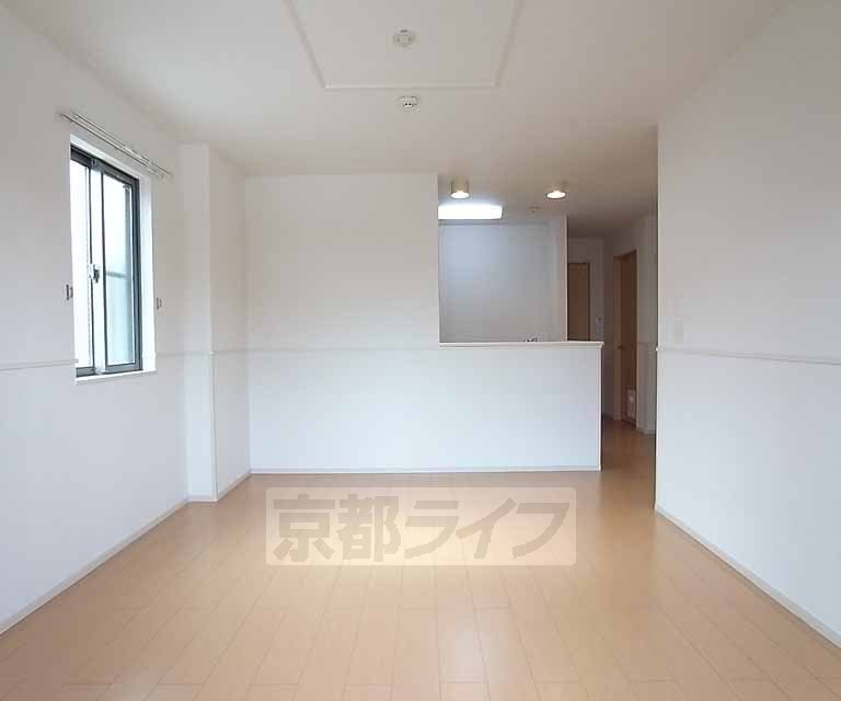 居室・リビング　南窓の明るいＬＤＫです。