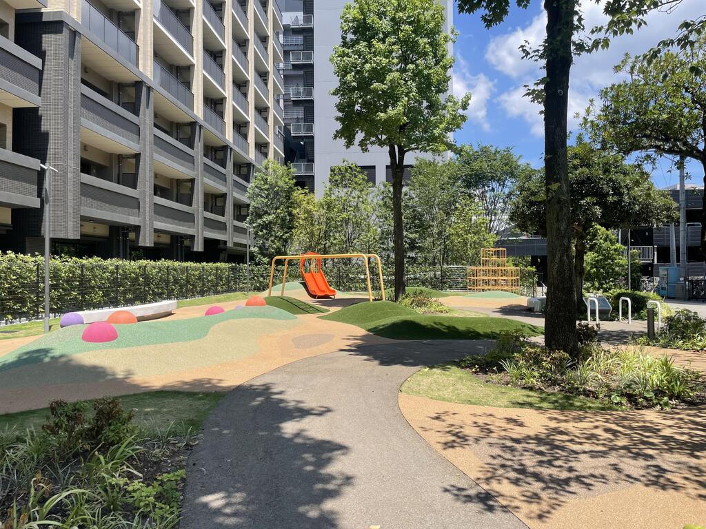 公園　中央駅西口公園（公園）まで10m