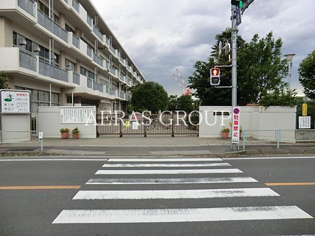 小学校　朝霞市立朝霞第七小学校（小学校）まで386m