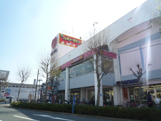 スーパー　三和 小川店（スーパー）まで990m