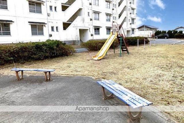 その他　遊具（その他）まで50m