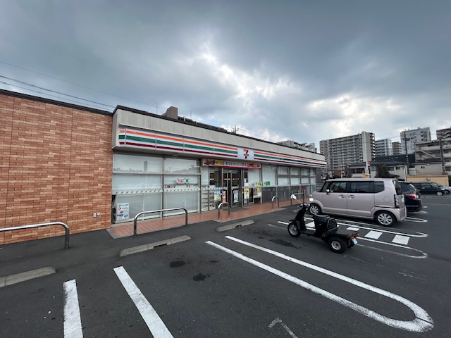 コンビニ　セブンイレブン 南柏2丁目店（コンビニ）まで370m