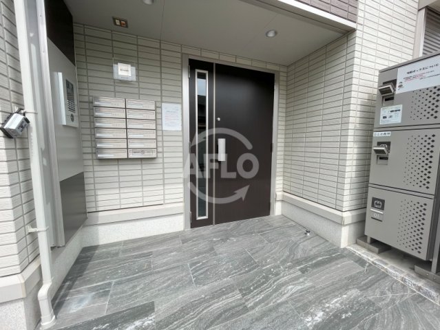 エントランス　パインフローリッシュ西田辺　エントランス