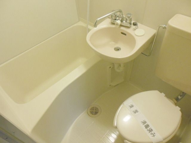 バス・シャワールーム　★お部屋探しは株式会社タウンハウジング東京まで★