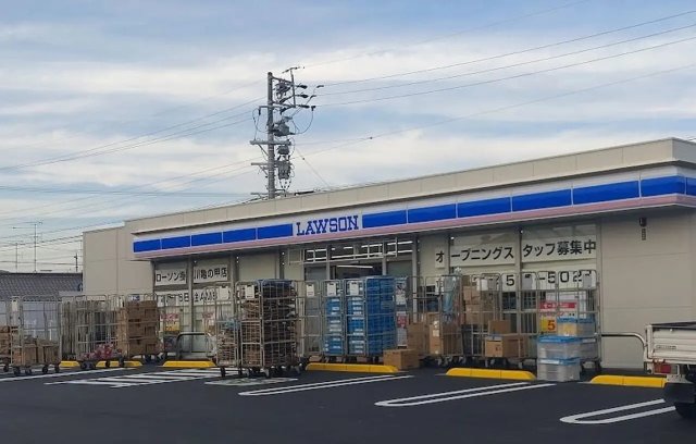 コンビニ　ローソン掛川亀の甲店（コンビニ）まで56m