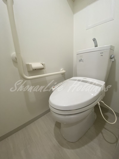 東急田園都市線 二子新地駅 徒歩7分 5階建 築18年のトイレ写真