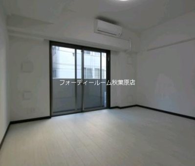 アイル両国弐番館の居間写真