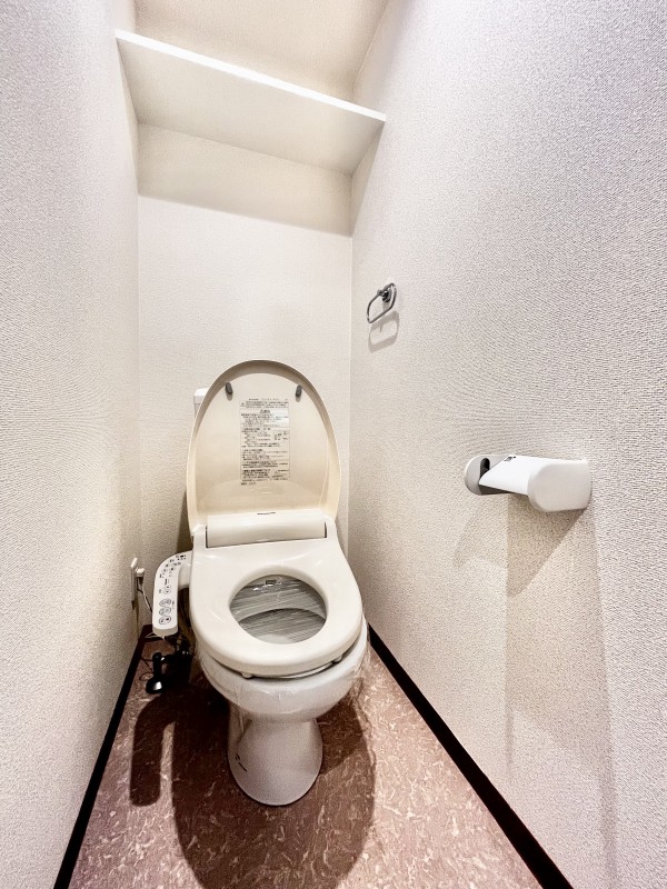 地下鉄桜通線 今池駅 徒歩6分 10階建 築23年のトイレ写真
