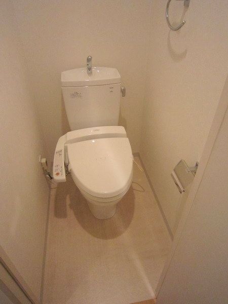 トイレ　ウォシュレット