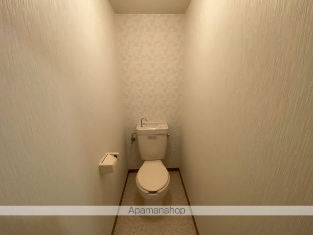 地下鉄谷町線 喜連瓜破駅 徒歩3分 10階建 築36年のトイレ写真