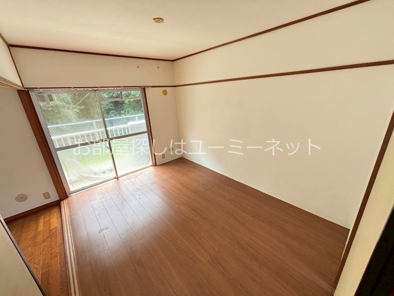 南九州市 4階建 築33年の居間写真