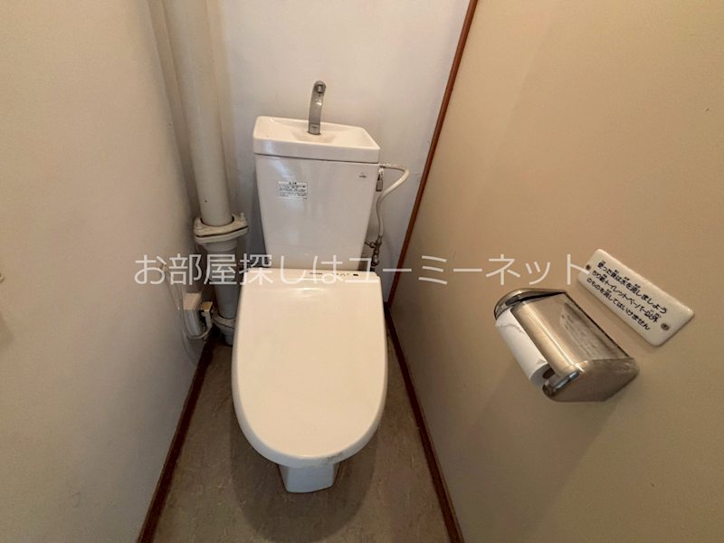 南九州市 4階建 築33年のトイレ写真