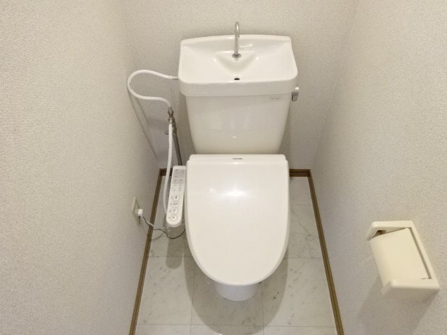 トイレ　参考写真