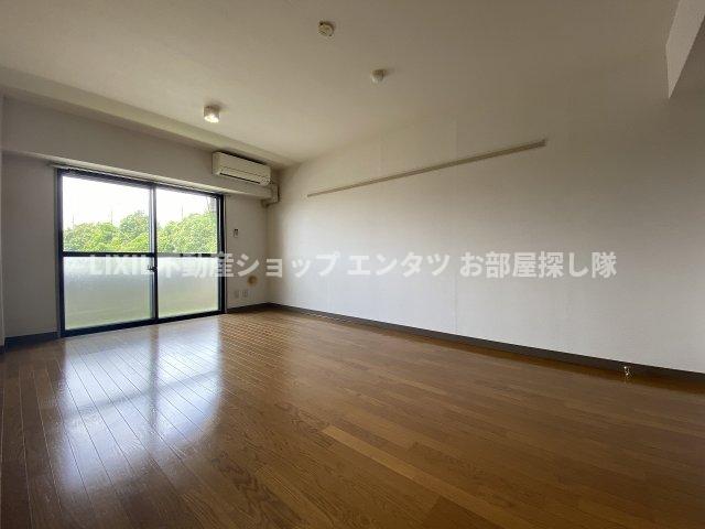 第三横山ハイツの居間写真