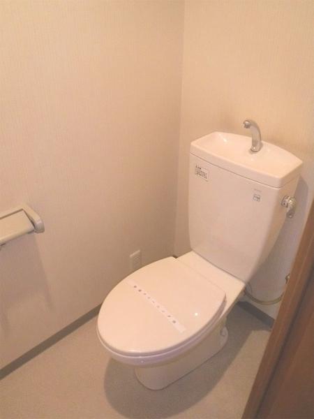 パセオ上牧 5Fのトイレ写真