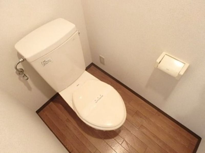トイレ　※参考写真