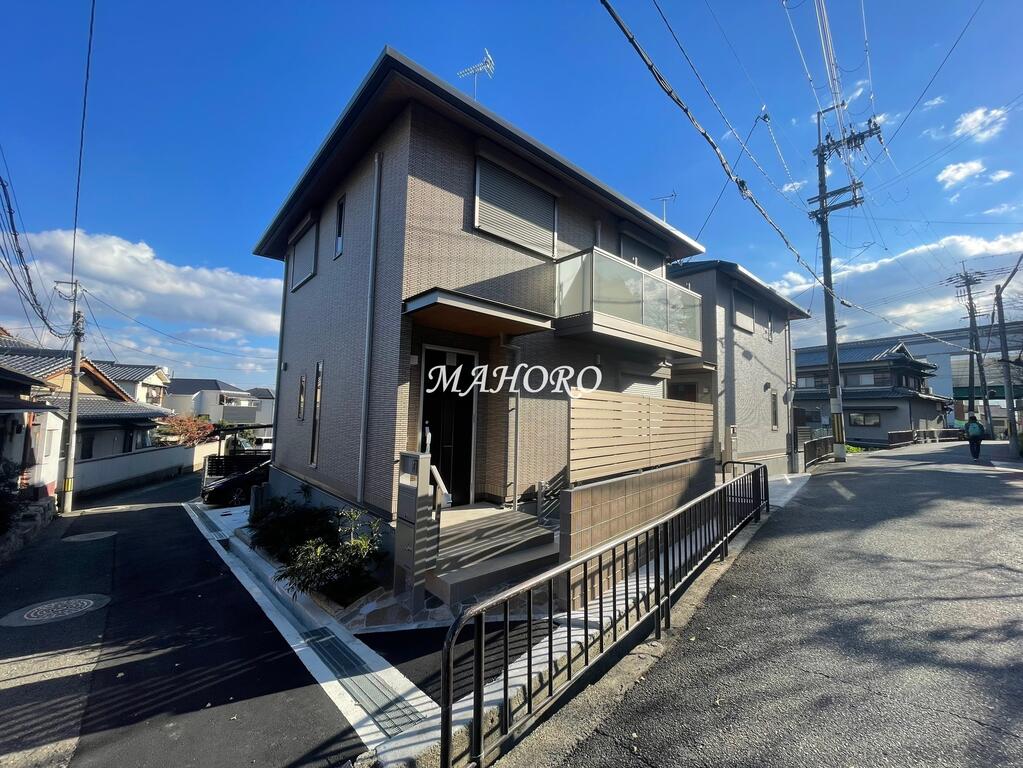 大阪モノレール本線 柴原阪大前駅 徒歩4分 築3年