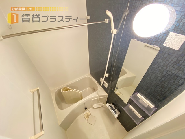 バス・シャワールーム　浴室乾燥機付き